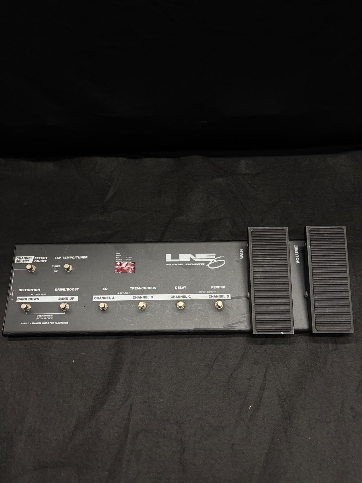 Line 6 Floor Board 21 Multi-Effects Pedal Guitar Bass