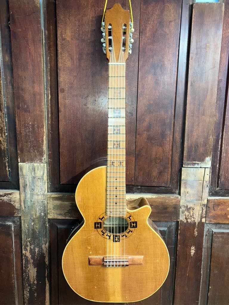 Chehueque Artesanos All Solid Mahogany Classical Nylon String Acoustic Guitar