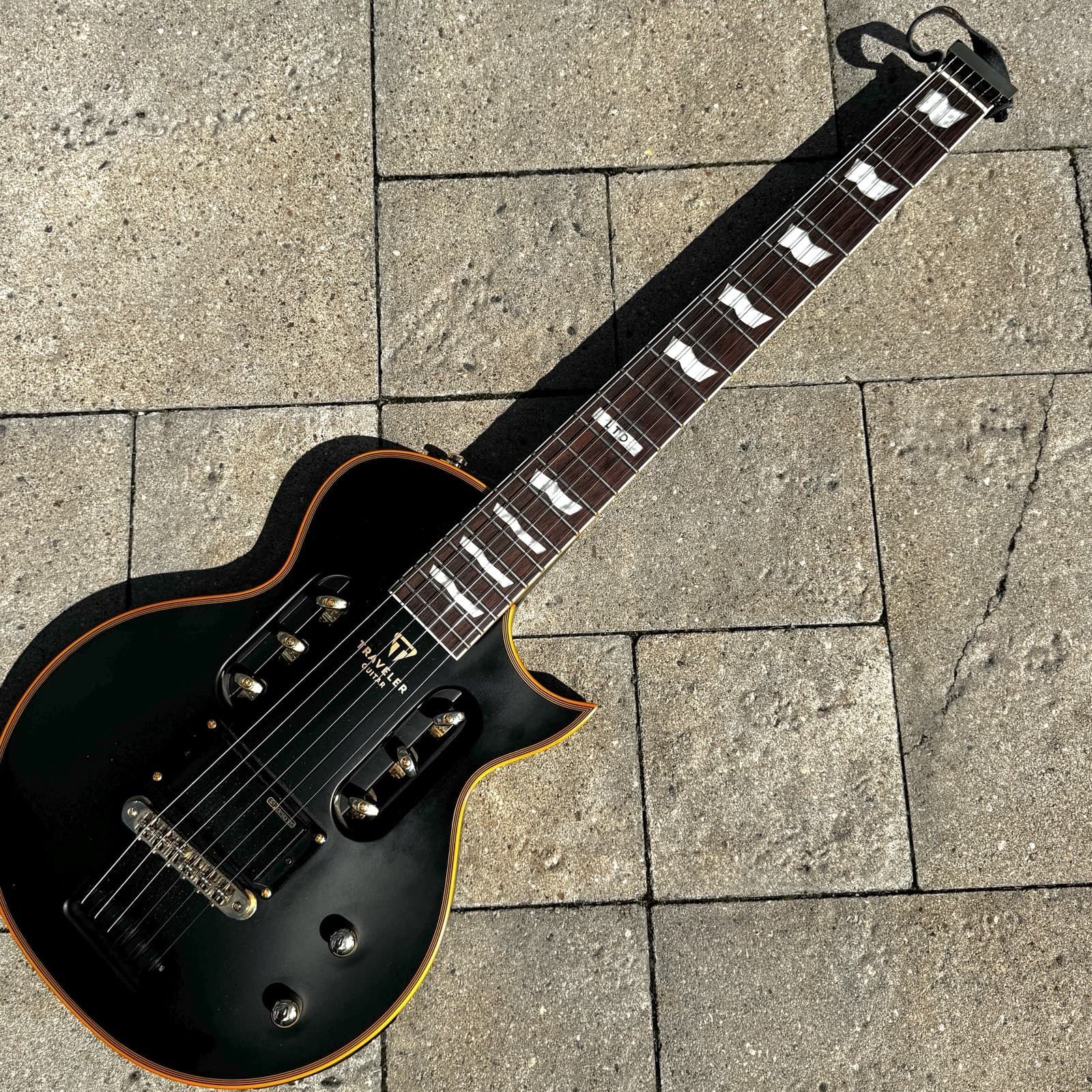 Traveler Guitar LTD EC-1 Electric Guitar Vintage Black w/Gig Bag