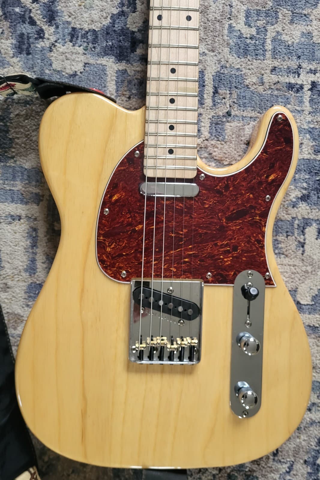 G&L ASAT Classic Tribute Telecaster Style Tele Electric Guitar Ash Body Maple