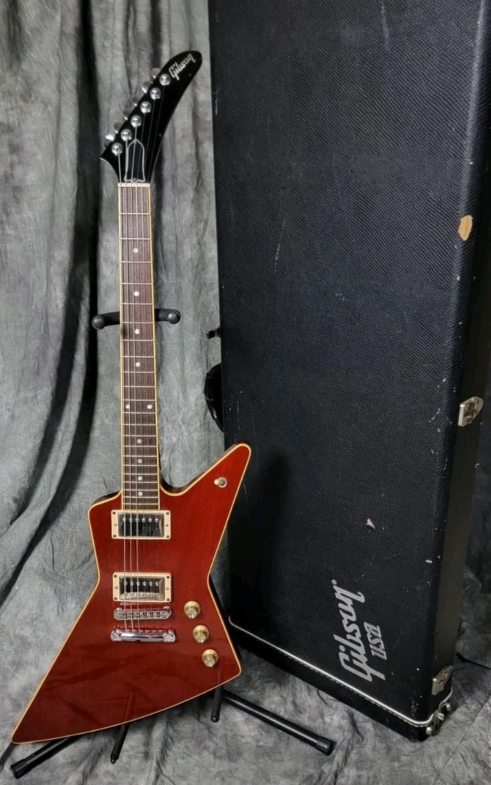 STUNNING RARE CHERRY 2007 Gibson Explorer Pro, Gibson Guitar Of The Week #13!