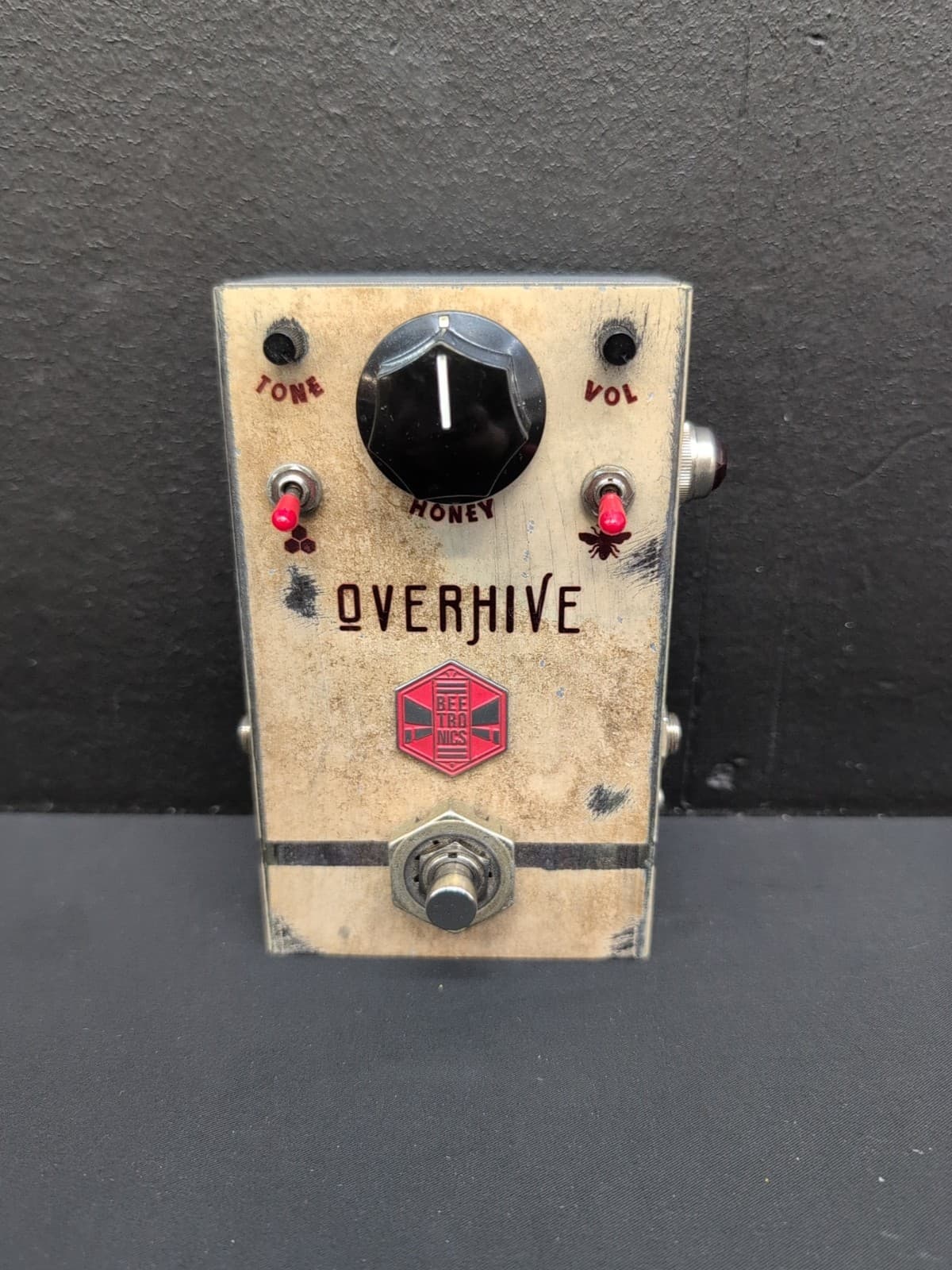 Beetronics Overhive Mid Gain Overdrive Pedal Boutique Guitar FX