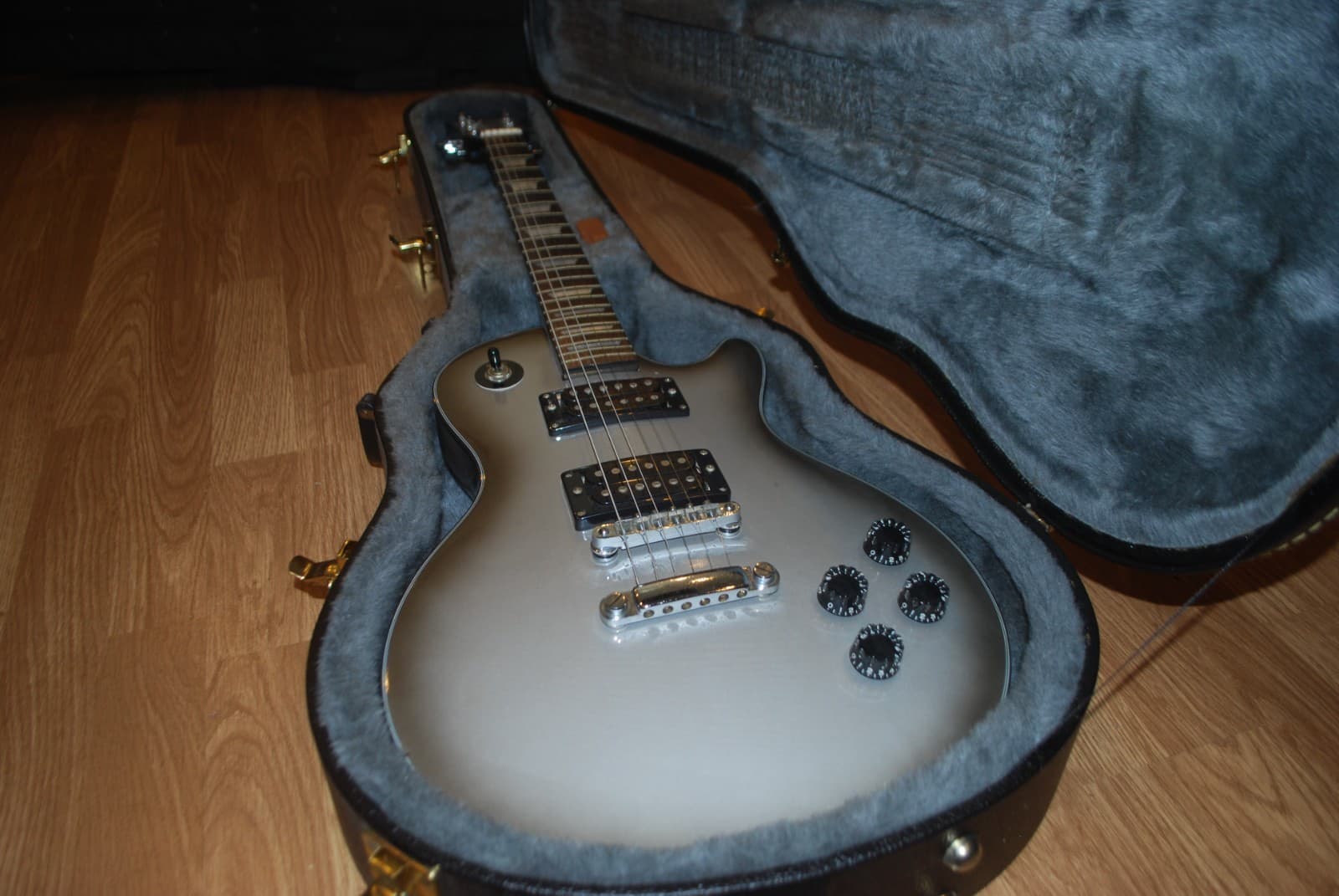 Harmony Electric Guitar With Case