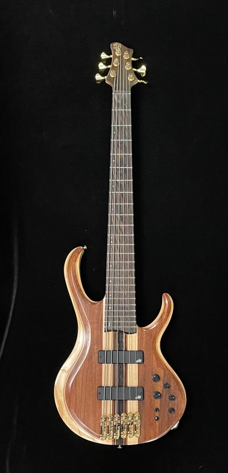 ibanez btb-1836