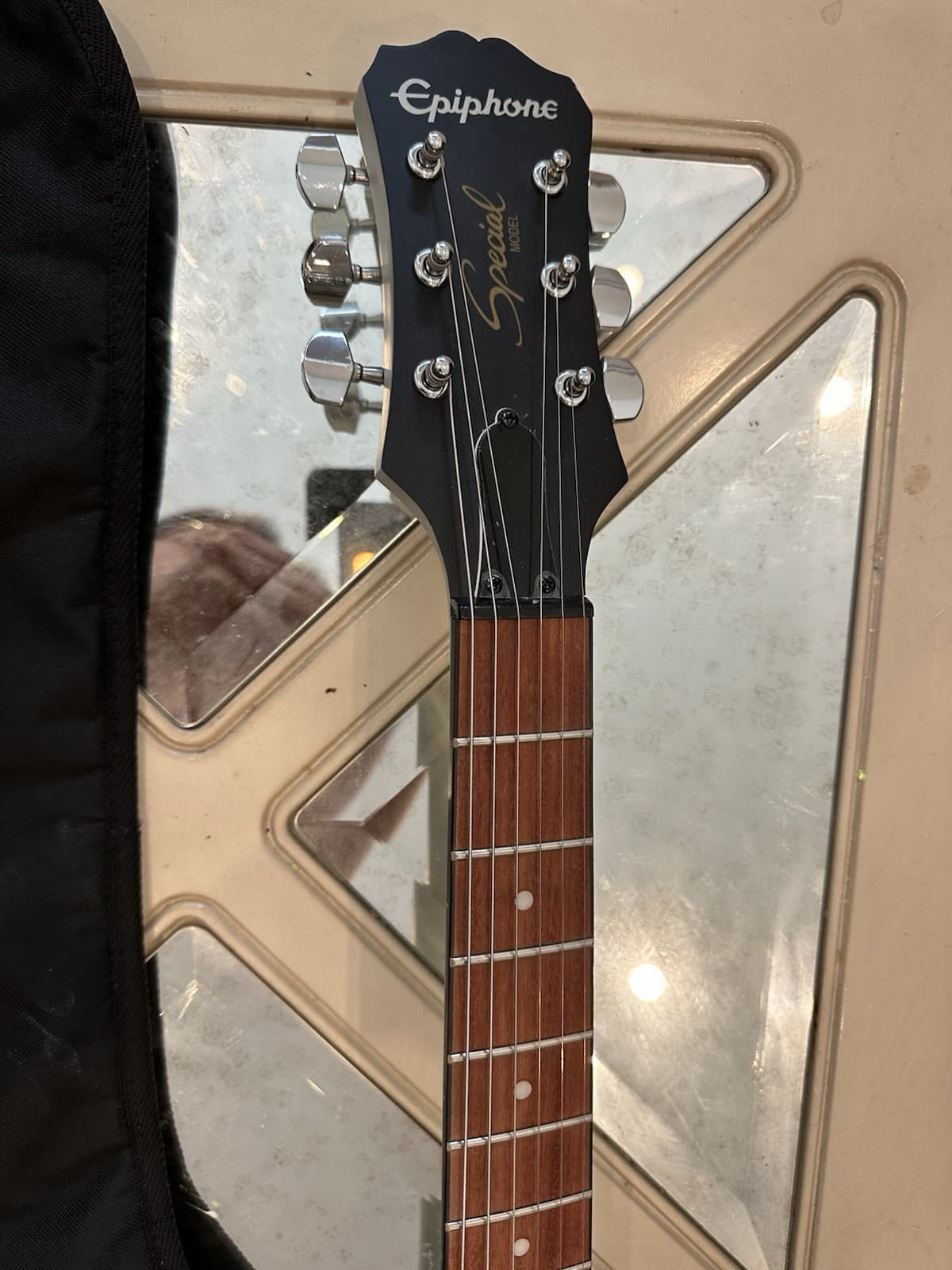 Electric Guitar