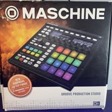 Native Instruments MASCHINE Groovebox Studio Black, 16 Pads, USB, Effects