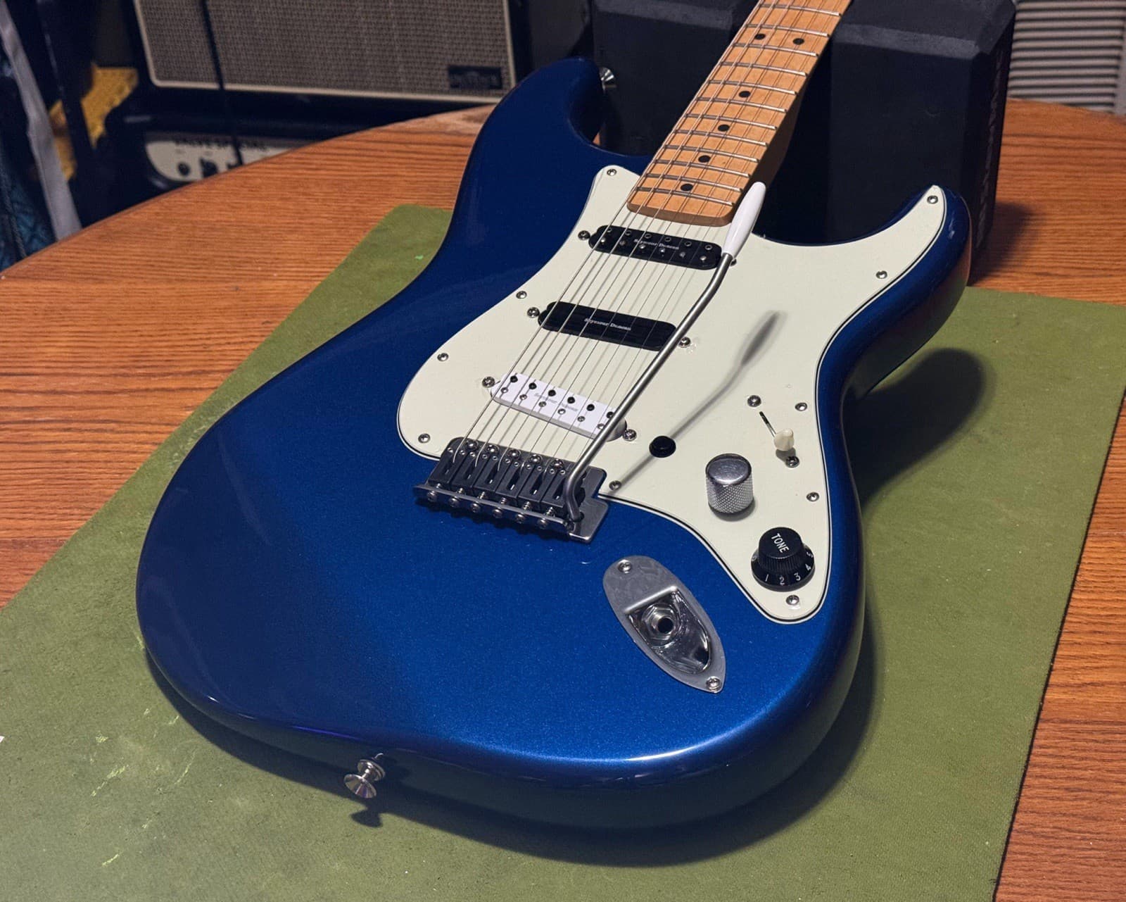 PRO-MOD Fender Strat SD Screamin Demon Cool Rails GraphTech Callaham Lock Tuners