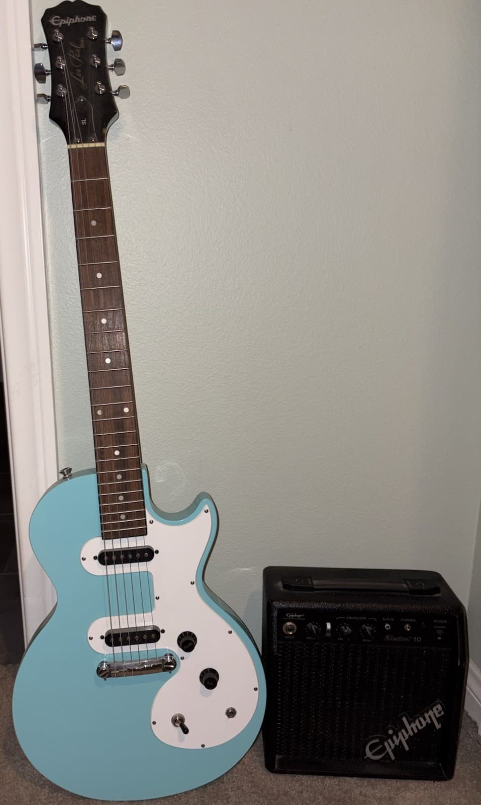 Guitar Electric Epiphone SL Les Paul Green and White 6 String 2018 with Case.