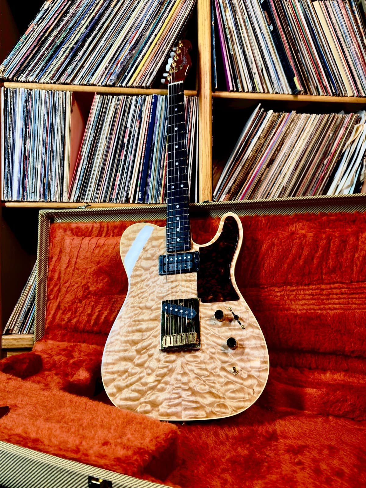 1993 FENDER CUSTOM SHOP TELEÇASTER • Country Artist • QUILTED MAPLE • Set-neck