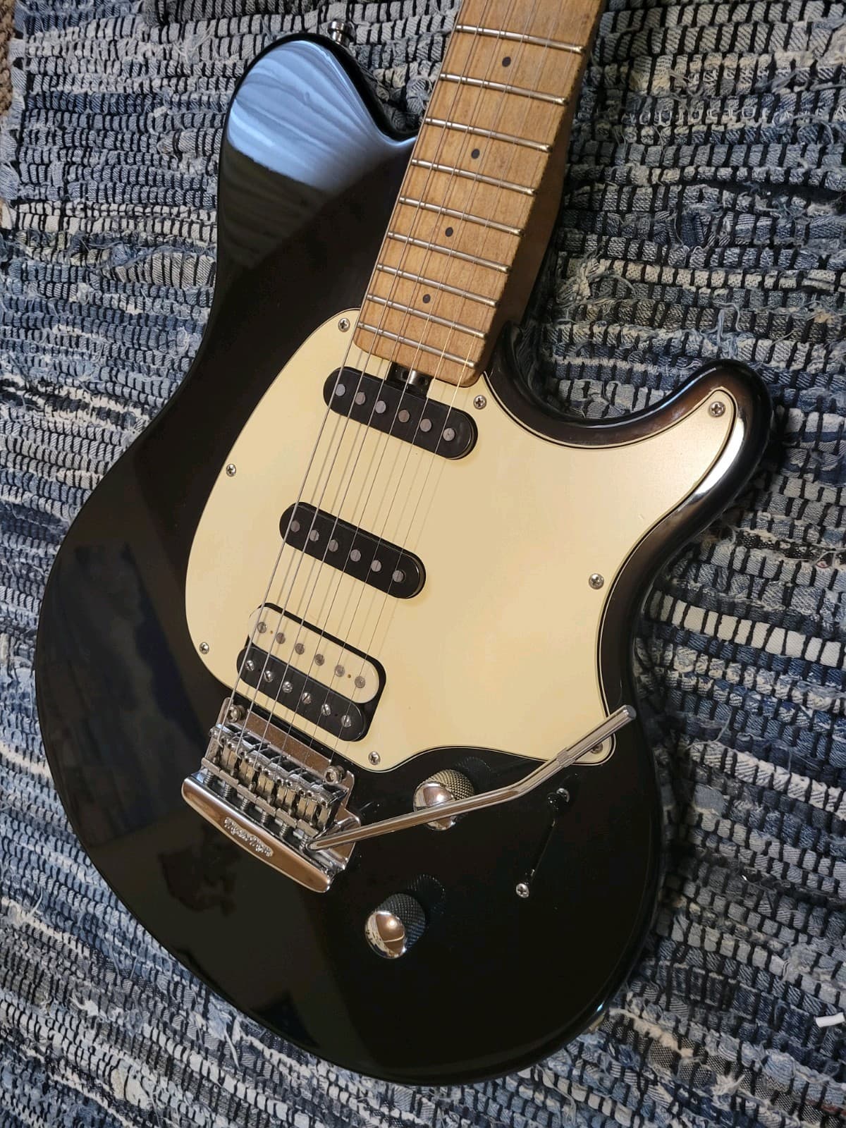 Ernie Ball Music Man Axis Sport HSS 1997-1999 Electric Guitar