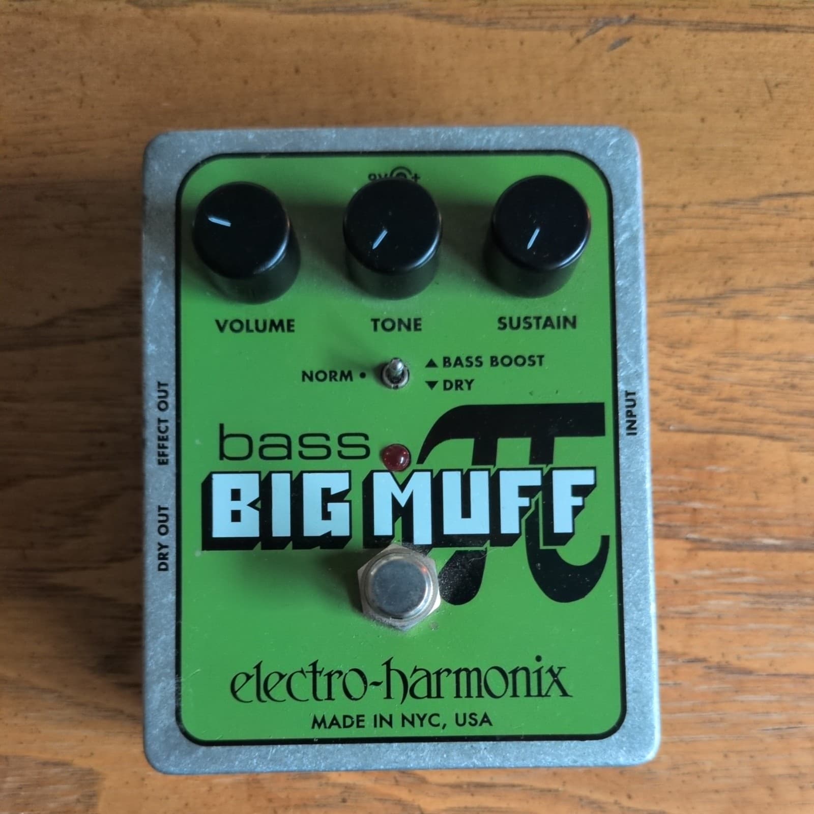 Electro-Harmonix Bass Big Muff Pi Distortion Guitar Effect Pedal