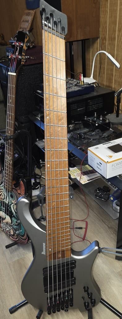 Ibanez EHB1006MS EHB Ergonomic Headless Bass Guitar, Metallic Gray Matte - 2026