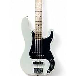 Squier Affinity Precision Bass Olympic White Electric Bass Guitar
