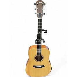 Taylor Academy 10 Natural Acoustic Guitar