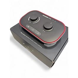 Focusrite VOCASTER ONE Audio Interface