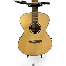 Breedlove Discovery Concert Natural Acoustic Guitar