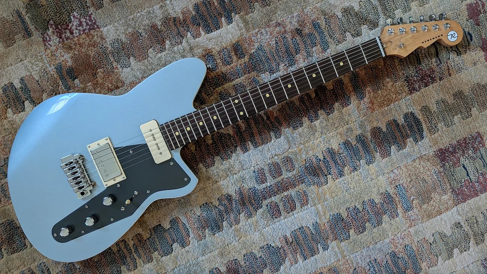 Reverend Double Agent W - Metallic Silver Freeze with transparent grey pickguard
