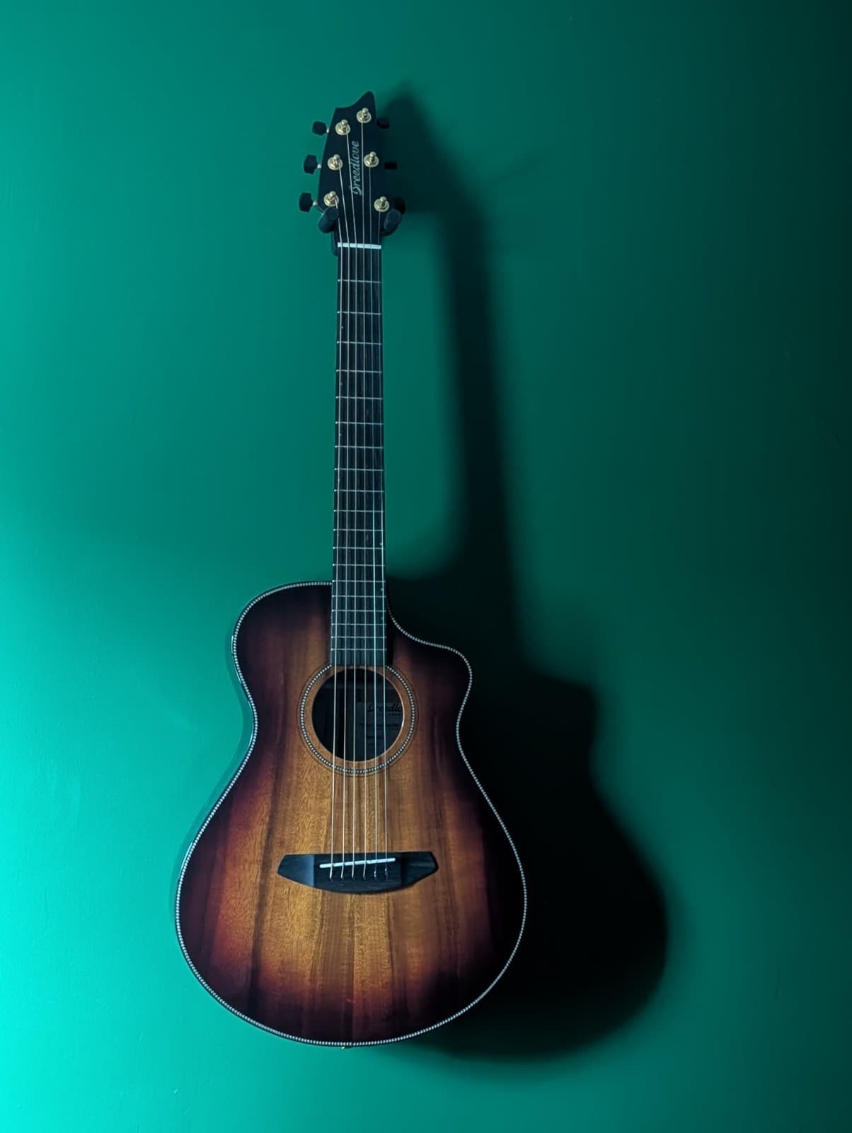 Breedlove Oregon Companion Old Fashioned CE Travel Concert Myrtlewood w/ HC