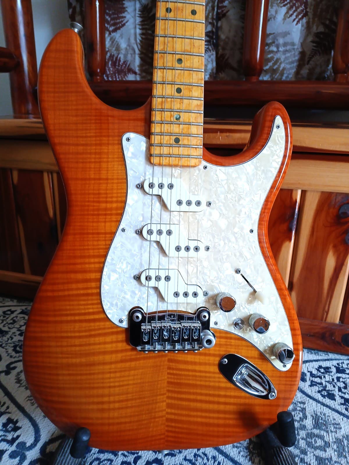 G&L COMANCHE USA CUSTOM 2004 AA FLAME MAPLE TOP-BIRDSEYE MAPLE NECK-EXCELLENT.