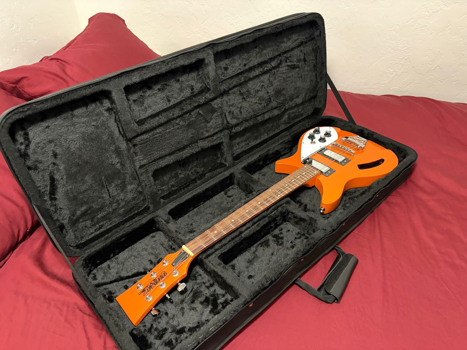 Jackson Dinky Archtop Case with Bonus Orange Electric Guitar