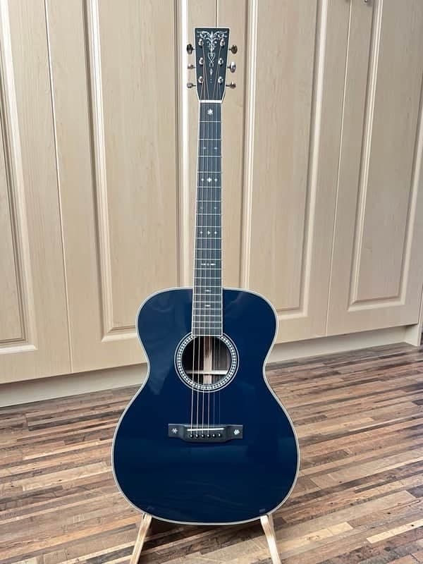 Martin Custom Shop Blue Acoustic Guitar Abalone Inlay OHSC 2017 USA