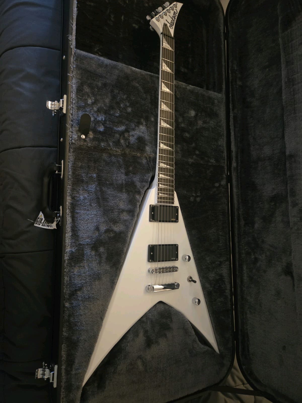 Jackson King V KVTMG With Kramer Hardshell Case