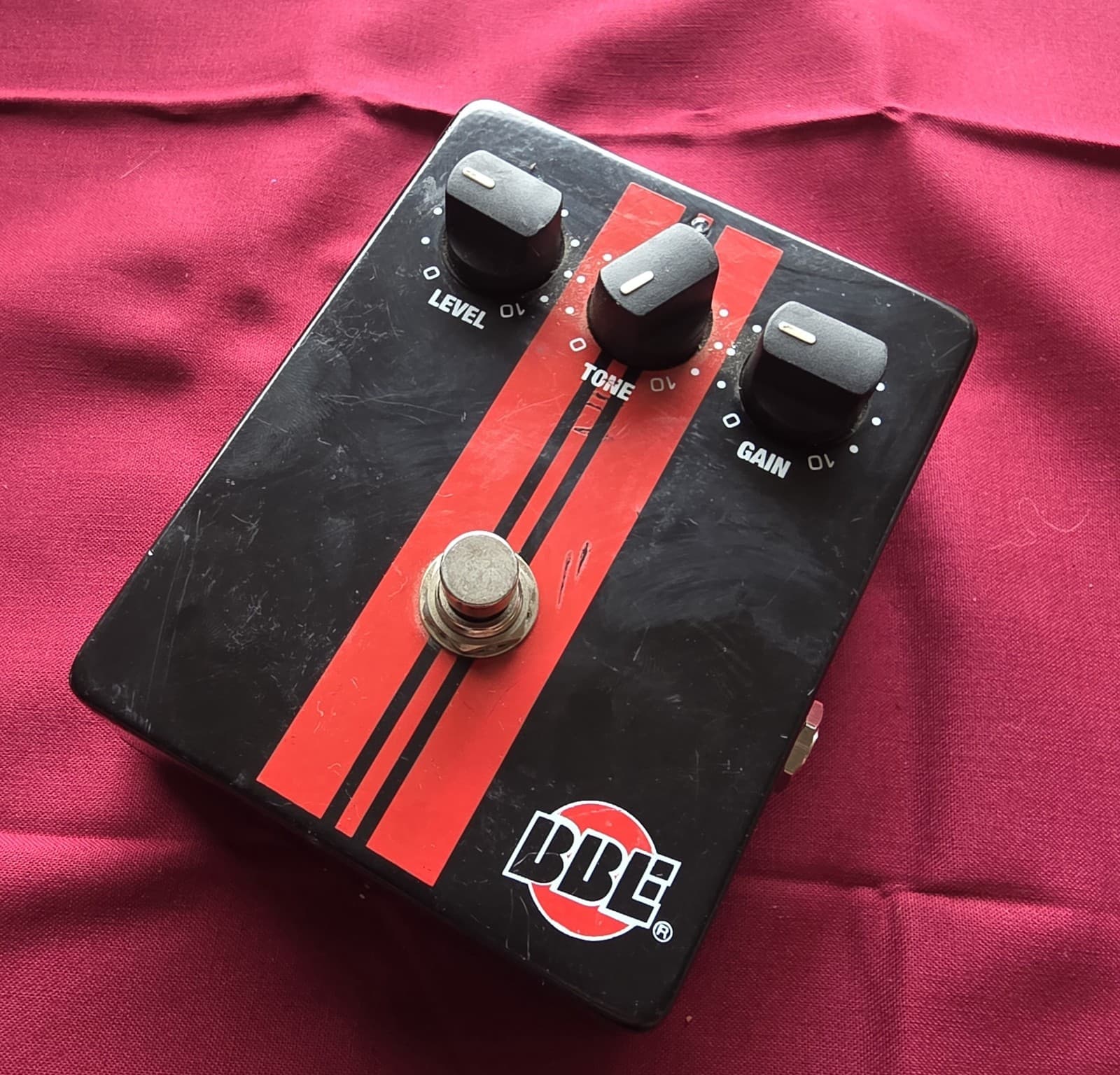 BBE AM-64 American Metal Distortion Guitar Pedal High Gain Effect