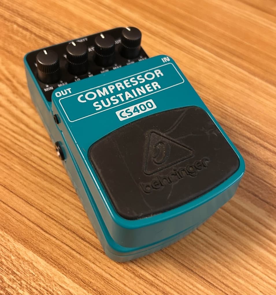 Behringer CS400 Effects Pedal Guitar Compressor Sustainer