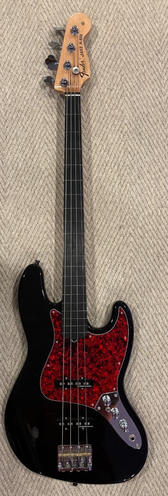 fender fretless electric bass guitar 4 string