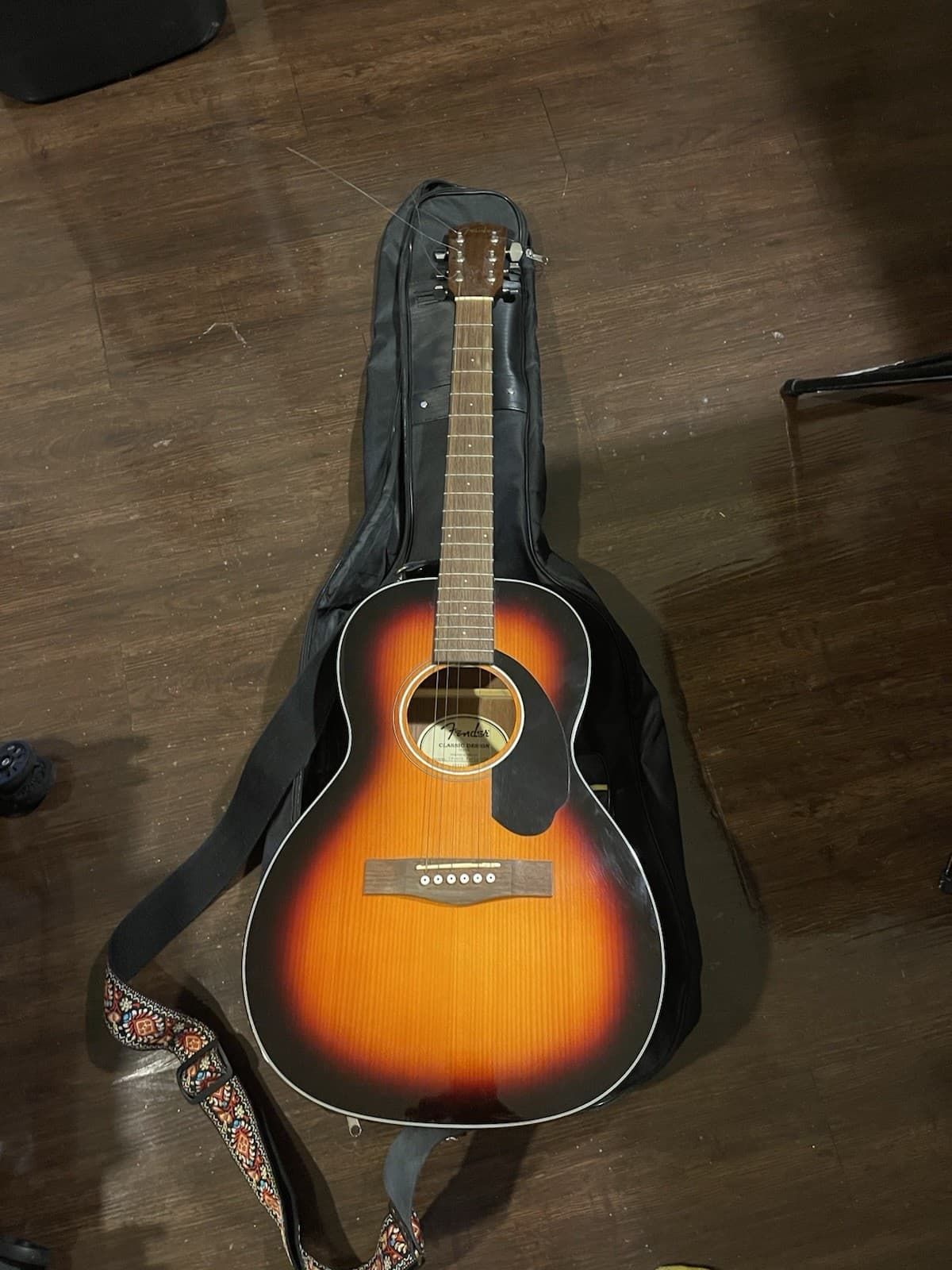 Fender CD-60S Classic Design Sunburst Grand Auditorium Acoustic Guitar w/ Gig B…