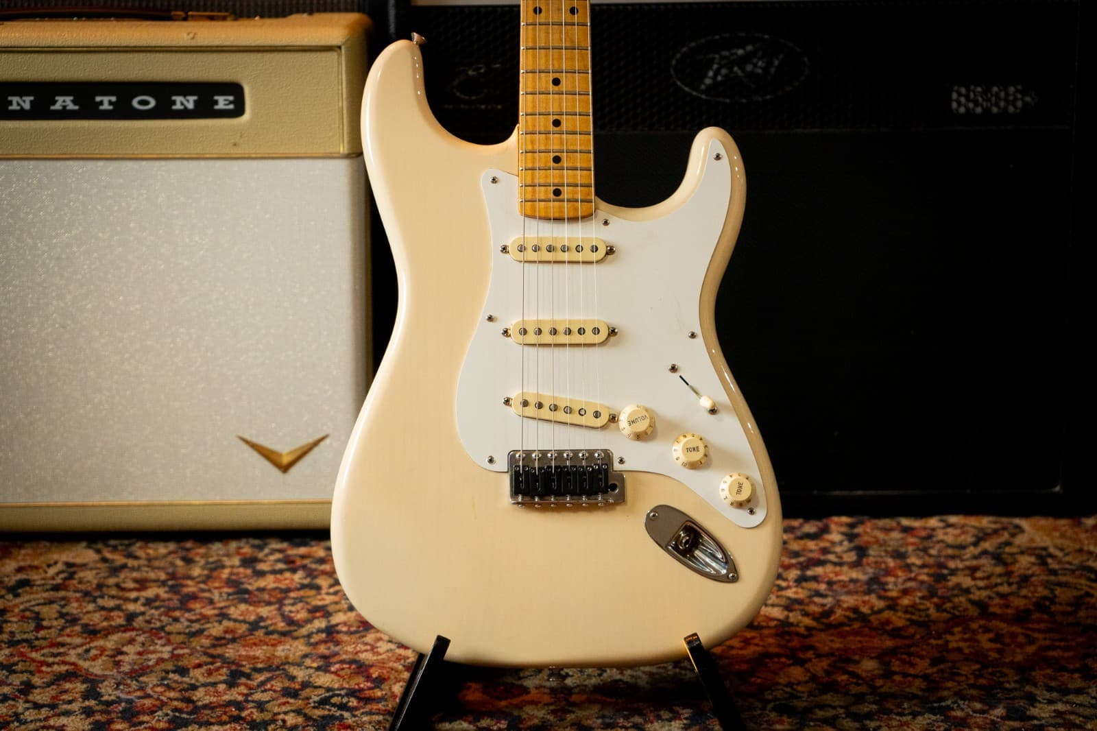 Fender Vintera โ50s Stratocaster โ 2019 โ White Blonde โ Graph Tech Saddles