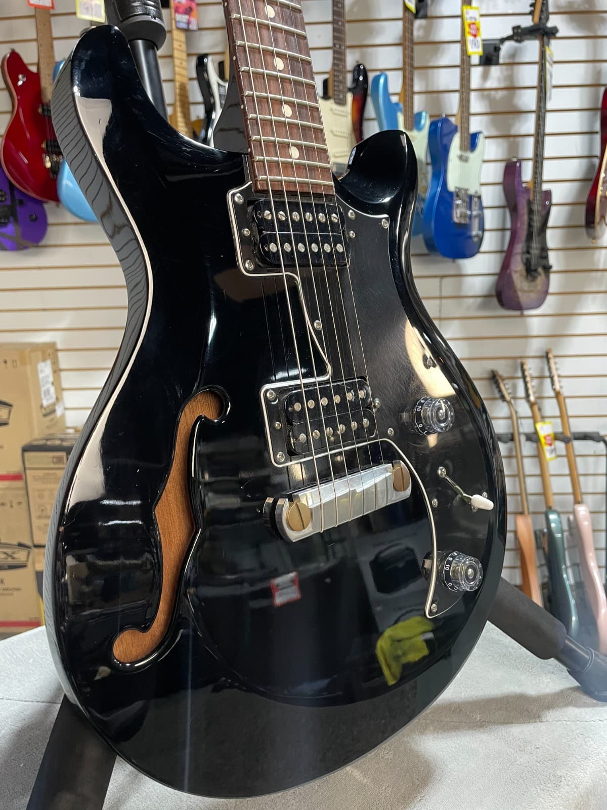 PRS S2 USA Semi-Hollowbody Mira 2014 - Black w/Gig Bag