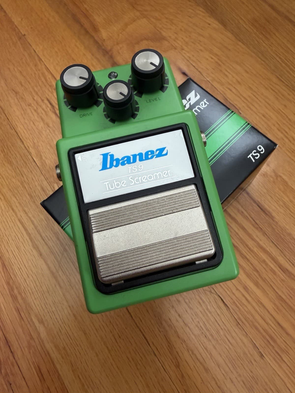 Ibanez TS9 Tube Screamer Analog Overdrive Effects Pedal for Electric Guitar