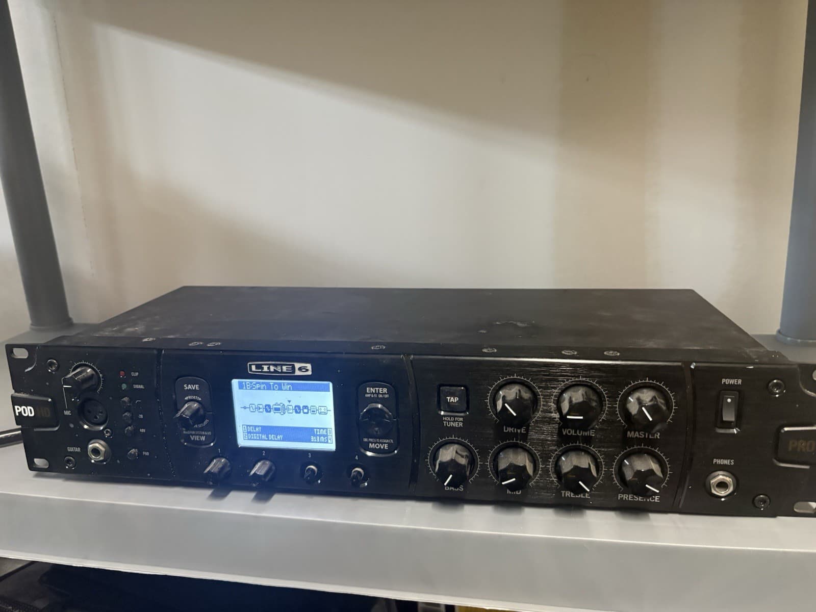 Line 6 POD HD Pro X Rackmount Guitar Processor – Studio-Grade Effects Modeling