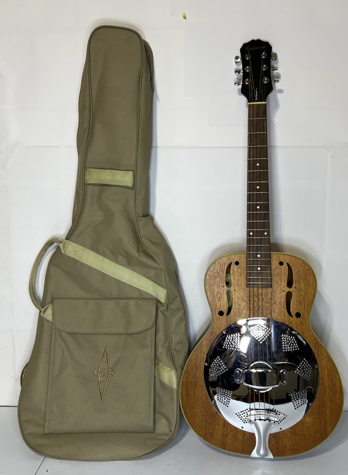 Epiphone Dobro Biscuit Resonator Guitar Round Neck Acoustic Blues With Case