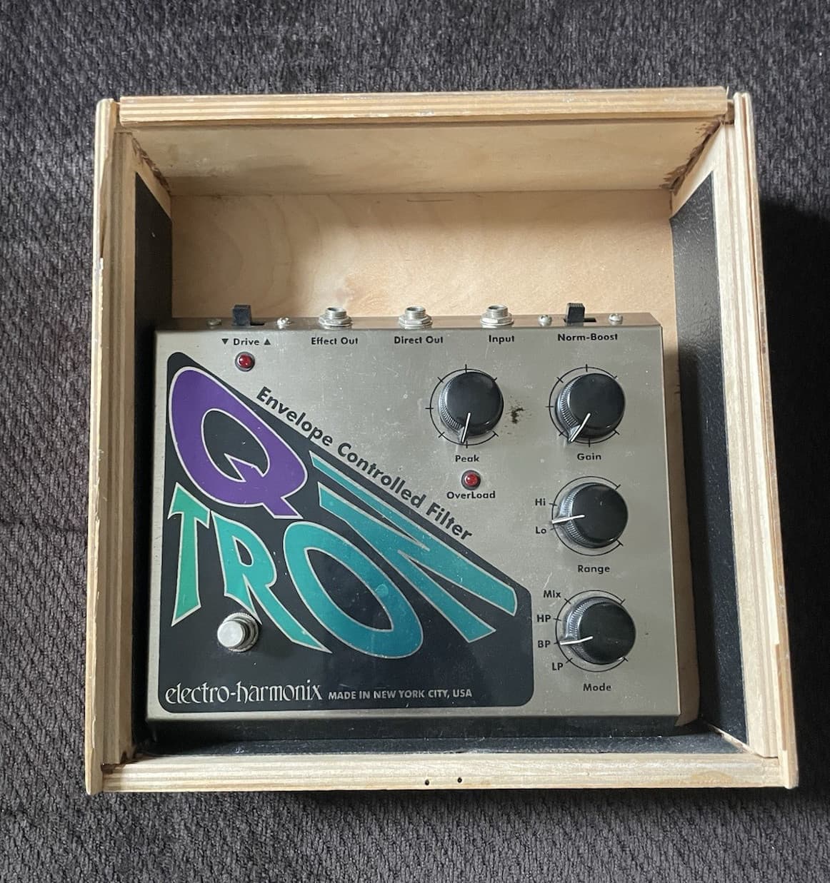 Electro-Harmonix Q-Tron Analog Envelope Filter Pedal for Electric & Bass Guitar