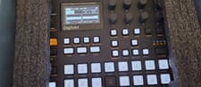 Elektron Digitakt 8-Voice Digital Sampler & Sequencer w/ Delay Reverb Effects