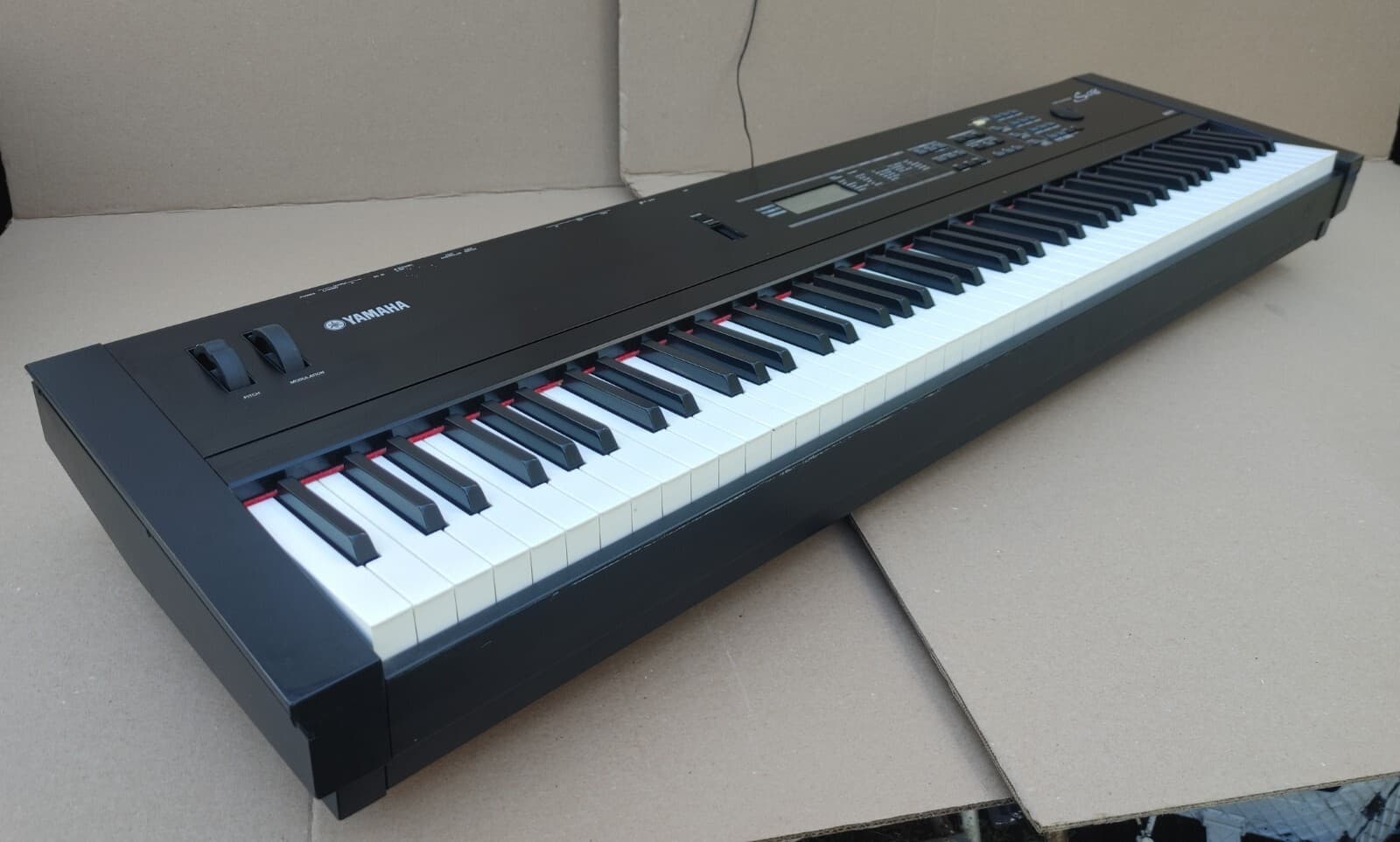 YAMAHA S08 Keyboard Synthesizer Electronic Piano: S-08: 88 Weighted Keys: NICE!