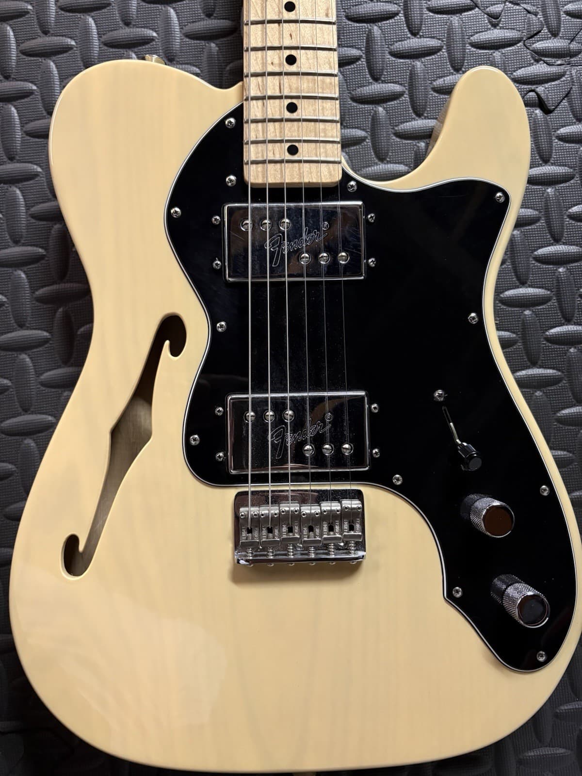 2008 Fender Telecaster Thinline Fender Special Edition with Case