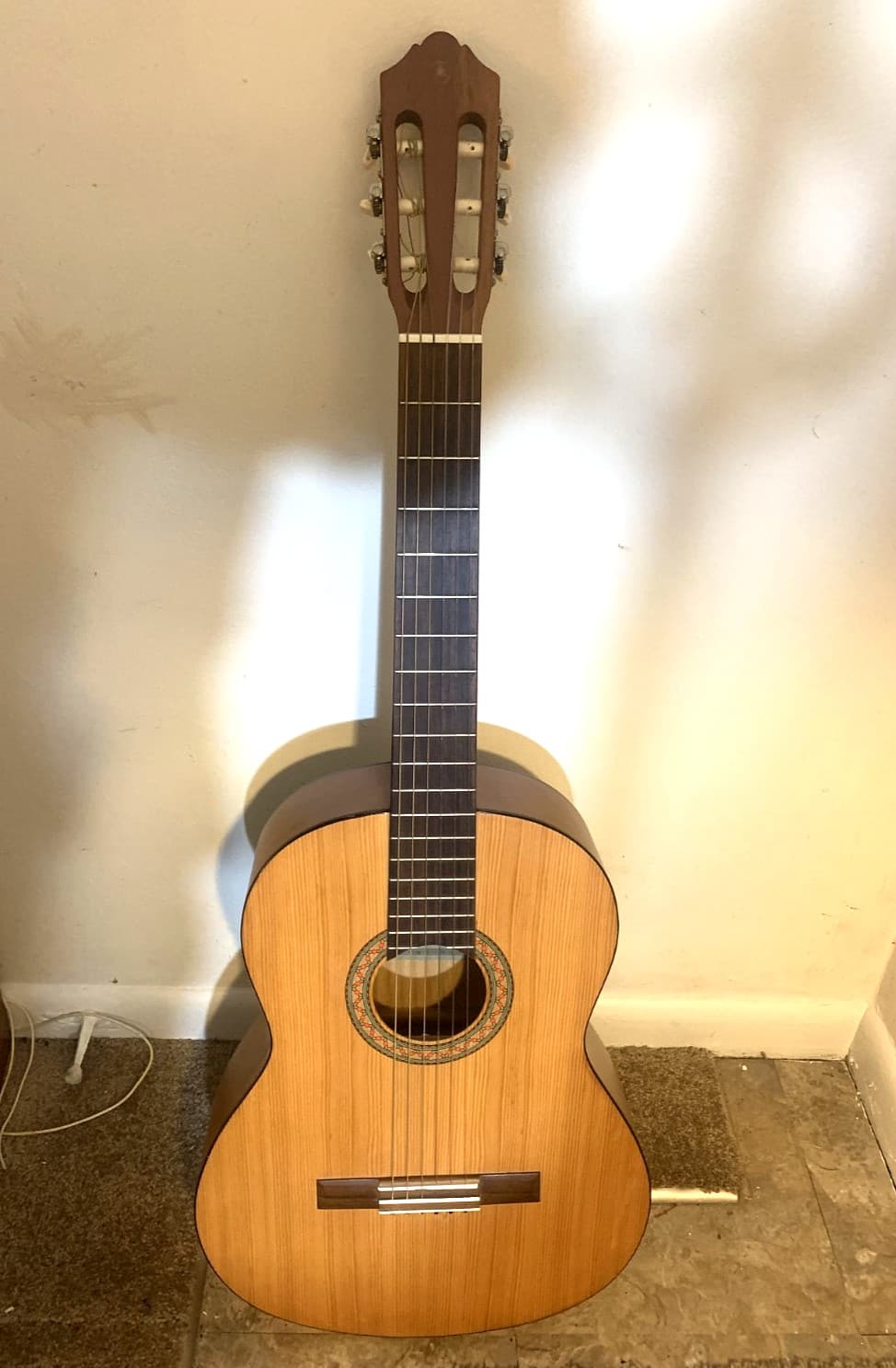 Yamaha C40M Natural Finish Concert Guitar Nice Condition
