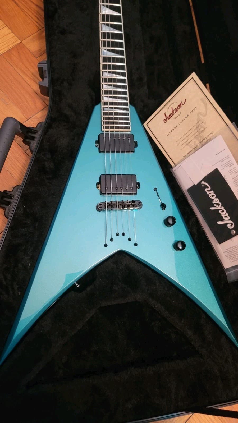 Usa Jackson King V Custom Shop Fixed Bridge Hardtail Guitar With OHSC