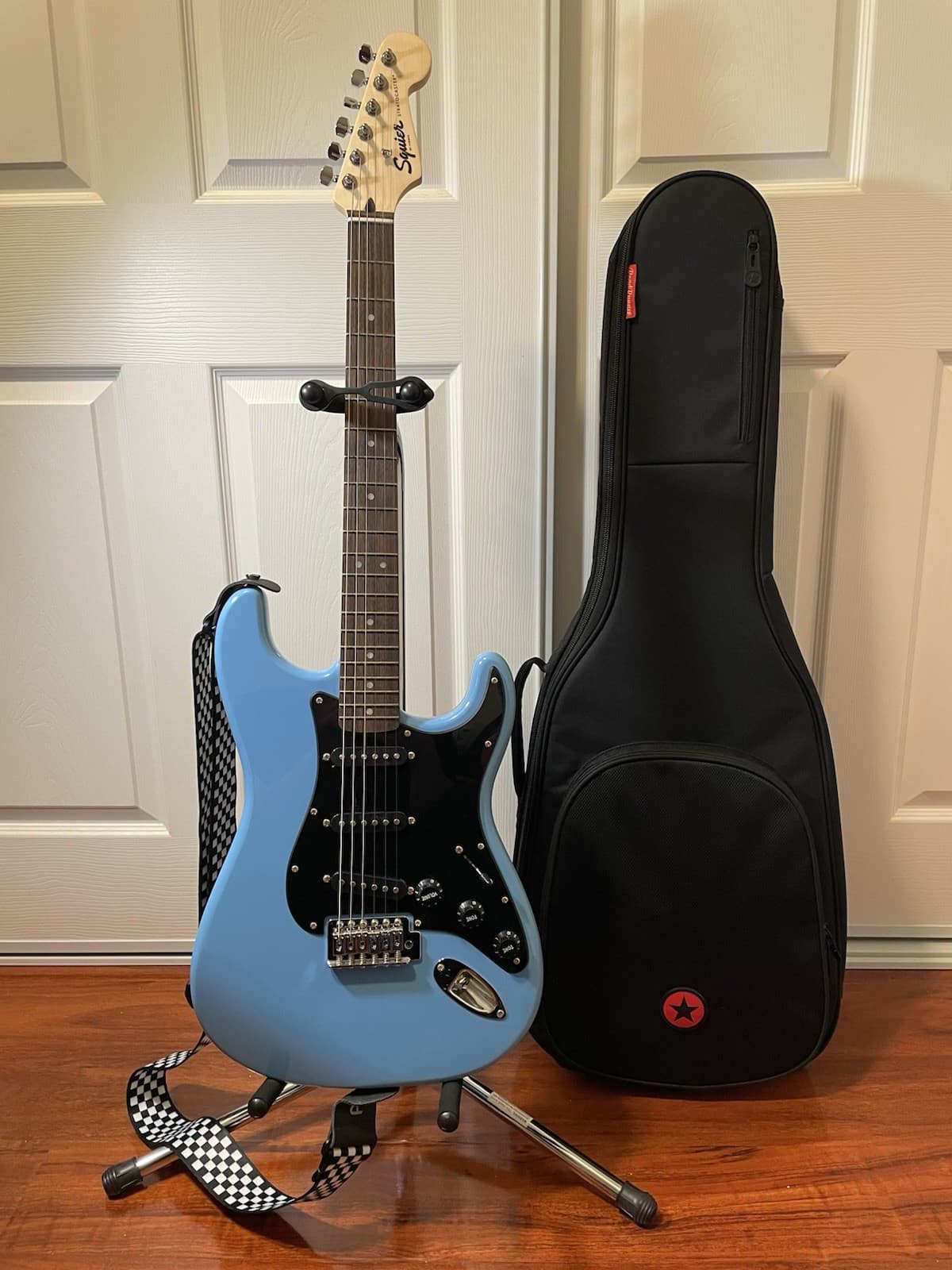 Squier Stratocaster Electric Guitar Blue w/ Gig Bag, Strap, Cables & Stand