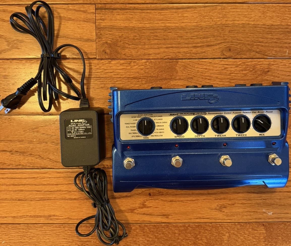 Line 6 MM4 Digital Modulation Guitar Effects Pedal Chorus Flanger Tremolo