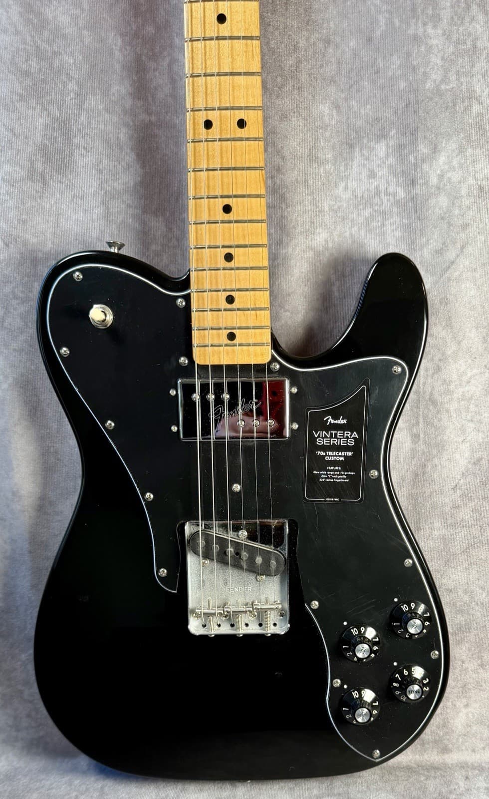 Fender Vintera '70s Telecaster Custom with Maple Fretboard Gig Bag
