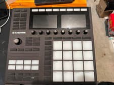 Native Instruments MASCHINE MK3 Groove Production Studio System