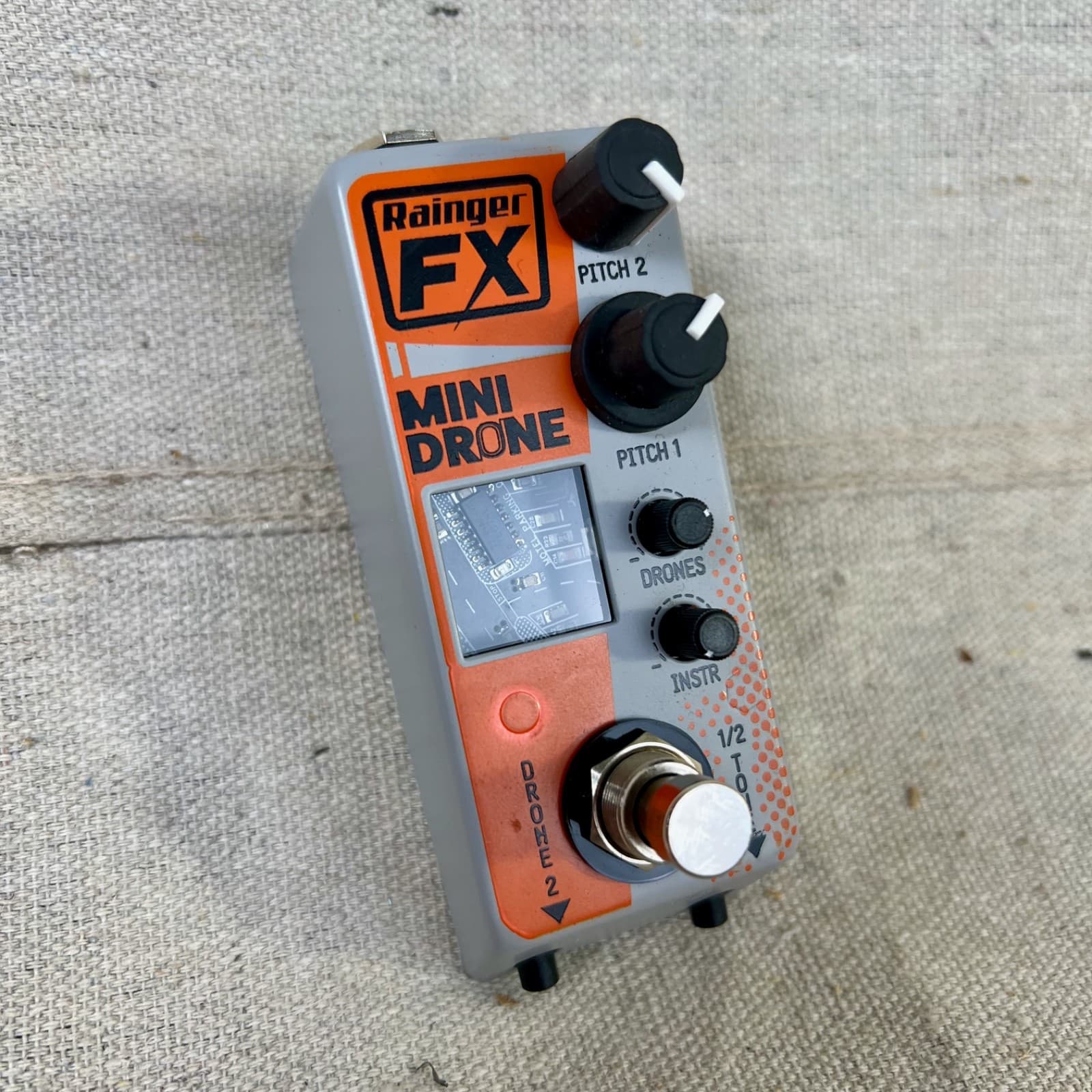Rainger FX Minidrone Octave Pitch Drone Synth Guitar Effect Pedal