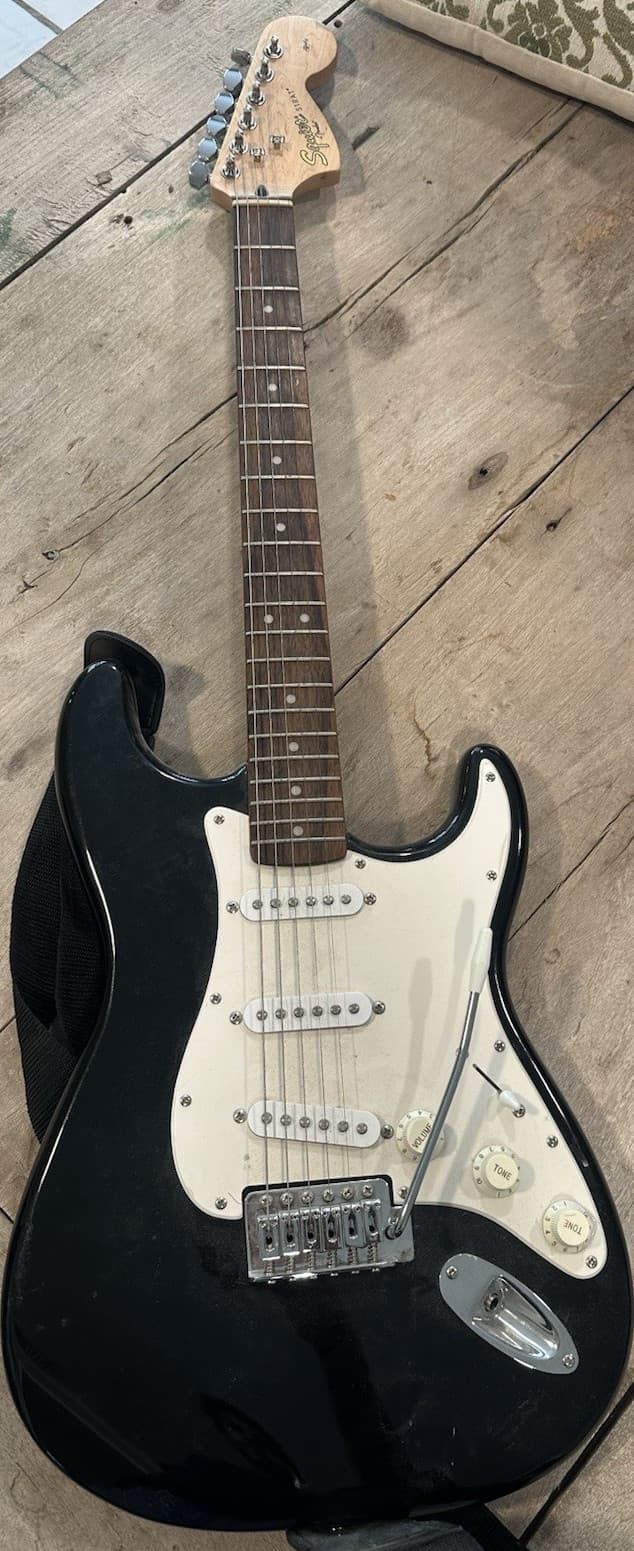 Squier Strat Electric Guitar Black Solid Body Right-Handed Maple Neck 6 String