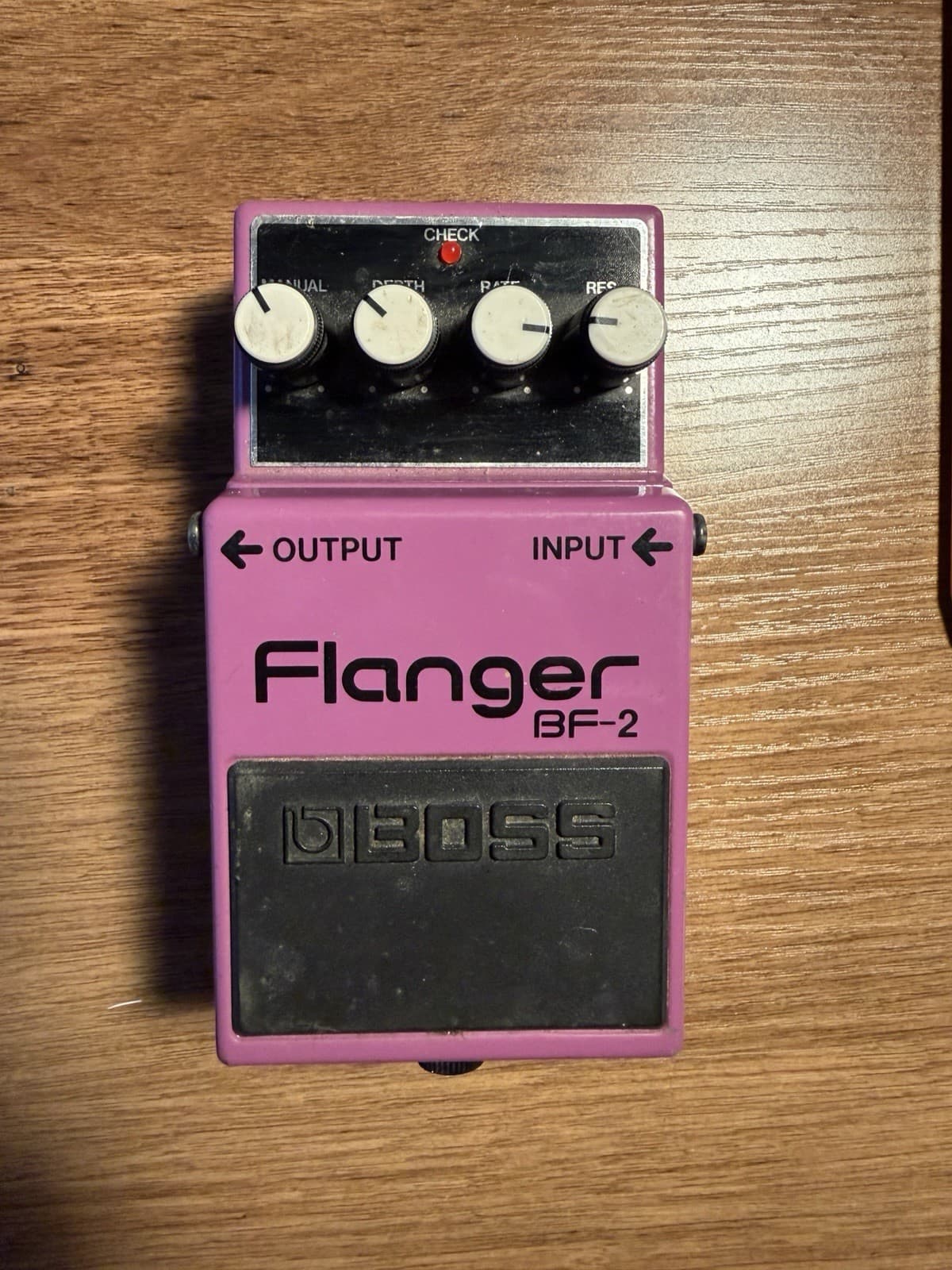 Boss BF-2 Flanger Guitar Effect Pedal Classic Analog Modulation FX Unit