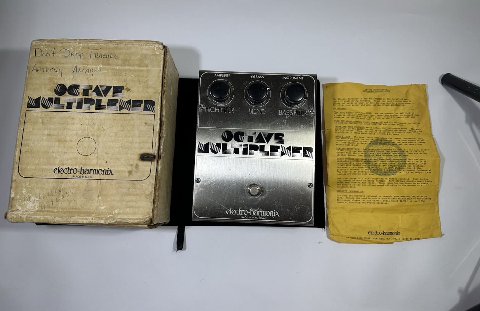 ELECTRO HARMONIX OCTAVE MULTIPLAYER ANALOG ACTAVER PEDAL FOR ELECTRIC GUITAR