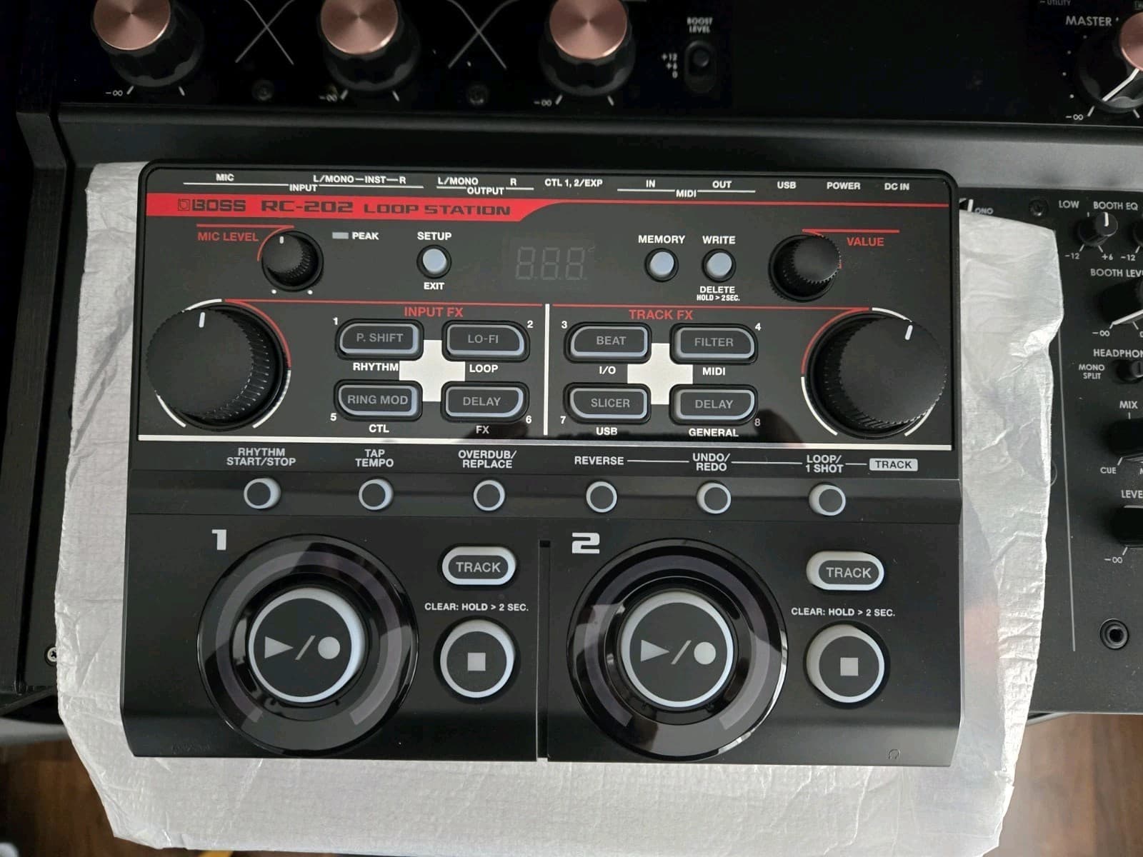 Boss RC-202 Loop Station Digital Looper Pedal for Electric & Acoustic Guitars